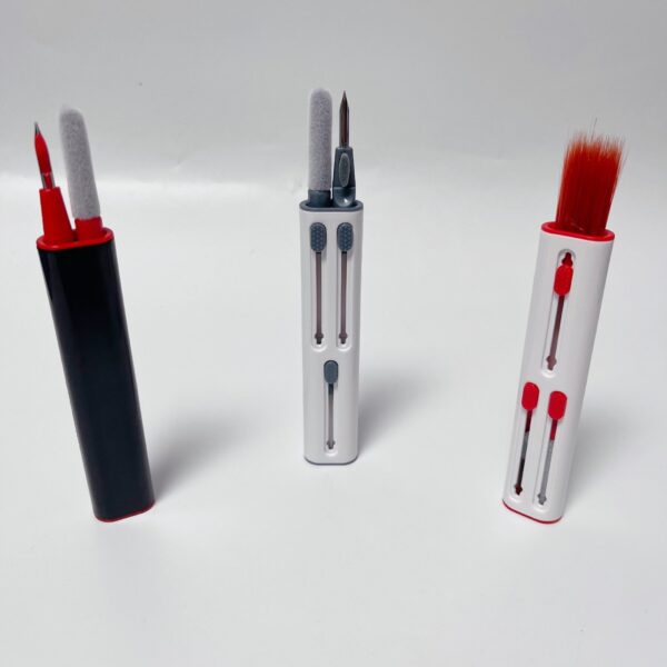 AD01CA864A225559BD69D804F6D114CC.jpg Digital Keyboard Cleaning Artifact